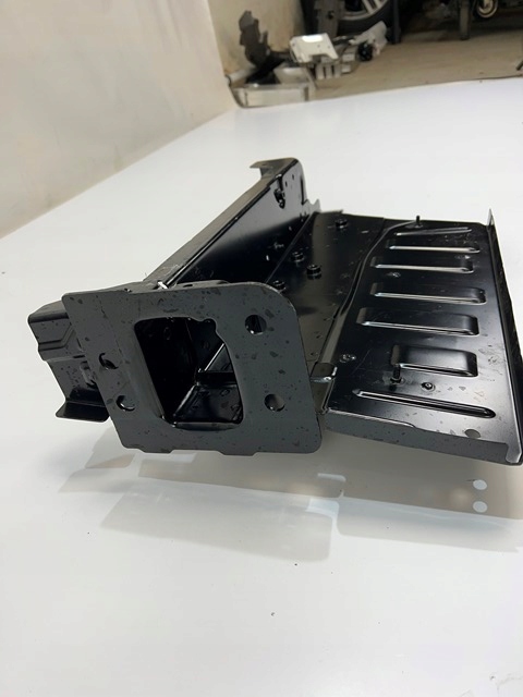 фото №5, Лонжерон задняя кузов mercedes e-klasa w213 a2136105502 nowa