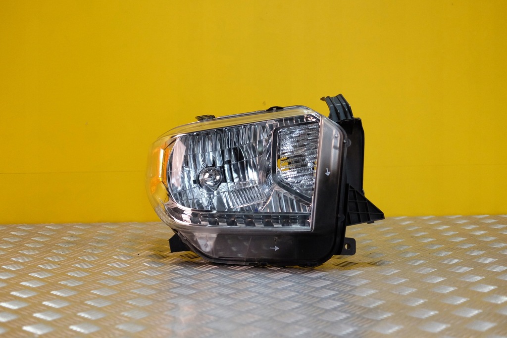 фото №1, Toyota tundra 2014- фара лампа перед r usa