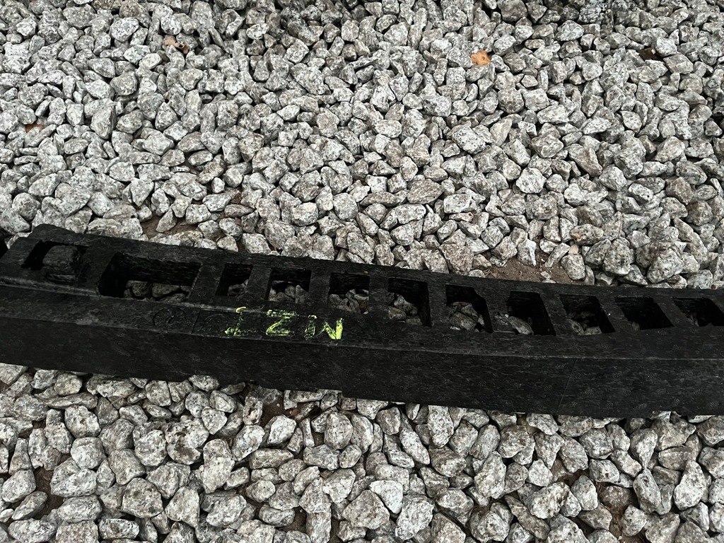 фото №8, Усилитель бампера vw p. passat 15-