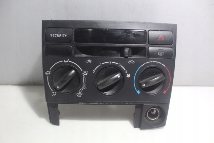 фото №1, Панель керування обдув toyota corolla verso e120