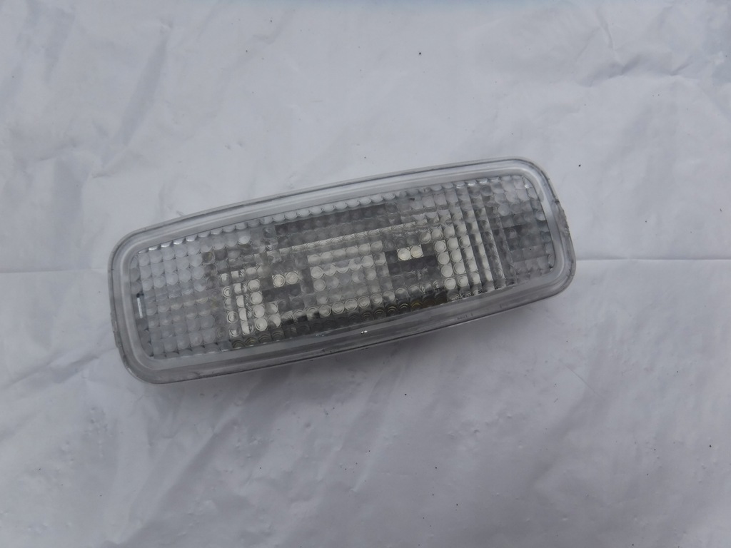 фото №7, Лампа освещение кабины 4d0947105a audi a3