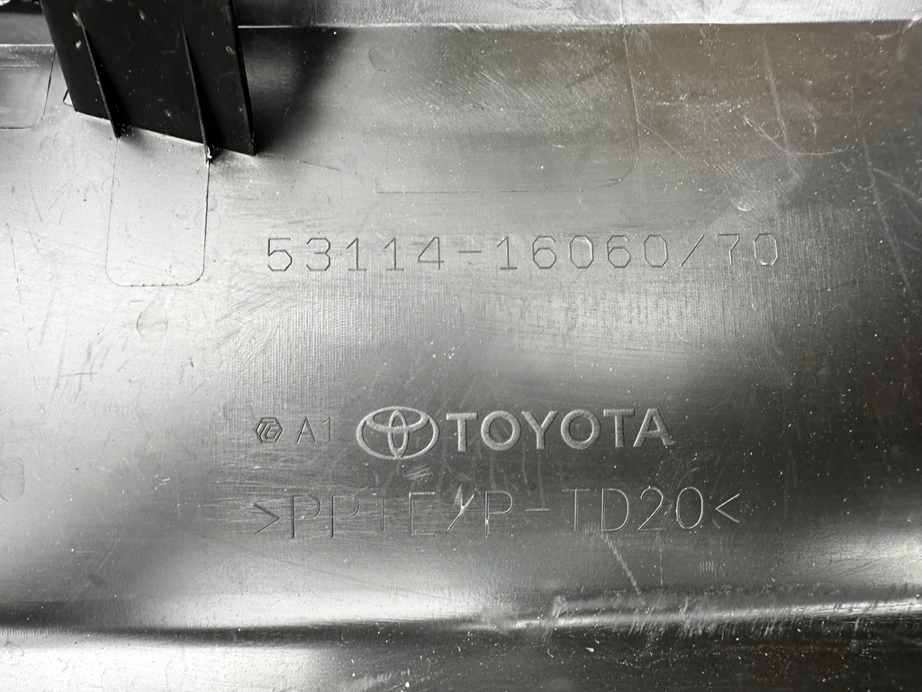 фото №8, Toyota corolla решётка радиатора поперечный 53114-16060