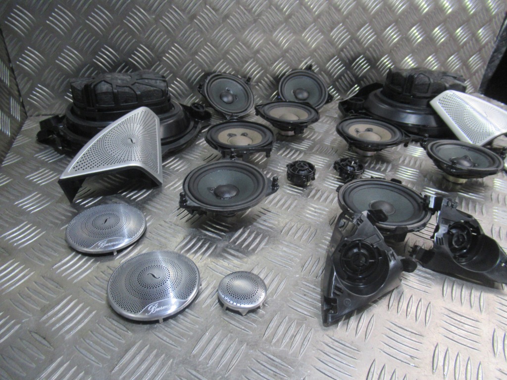 фото №4, Mercedes c-klasa w205 sedan динамики burmester