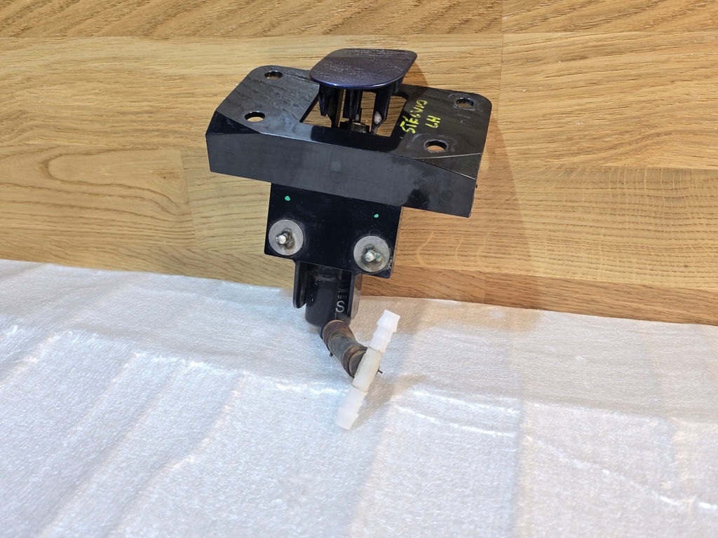 фото №3, Alfa romeo stelvio омыватель левый