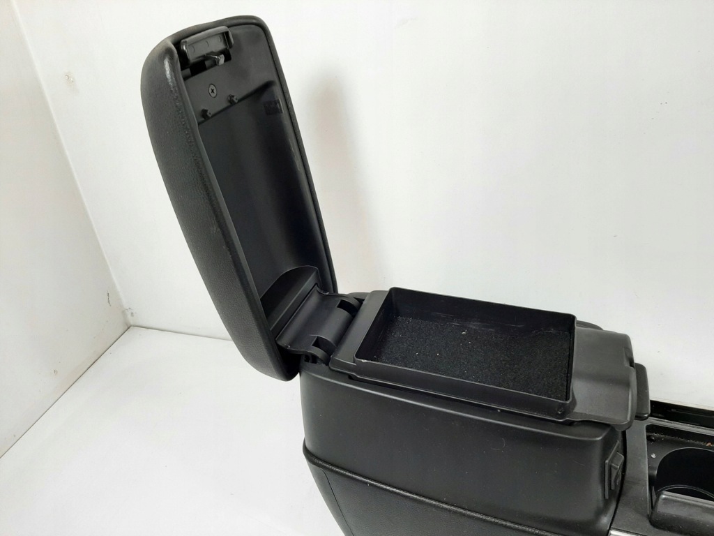 фото №9, Mazda 6 gy kombi lift 07r туннель средний подлокотник