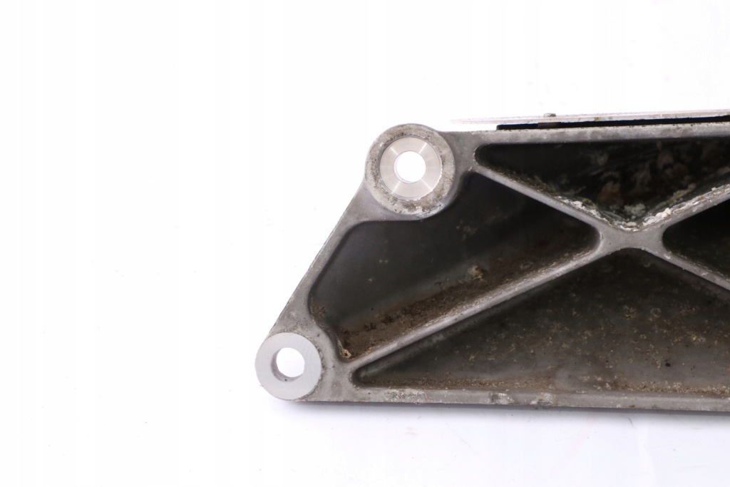 Bmw e83 lci n52n кронштейн монтажный двигателя правый 3417661 Доставка