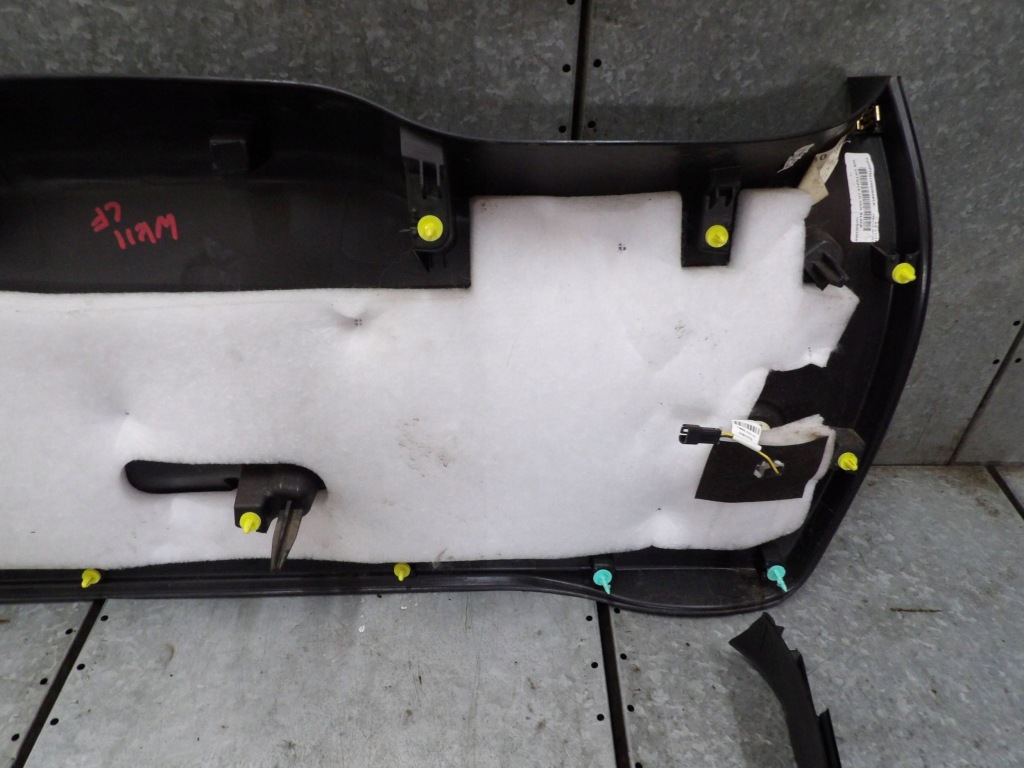 Honda crv 2 обивка крышки багажника Киев