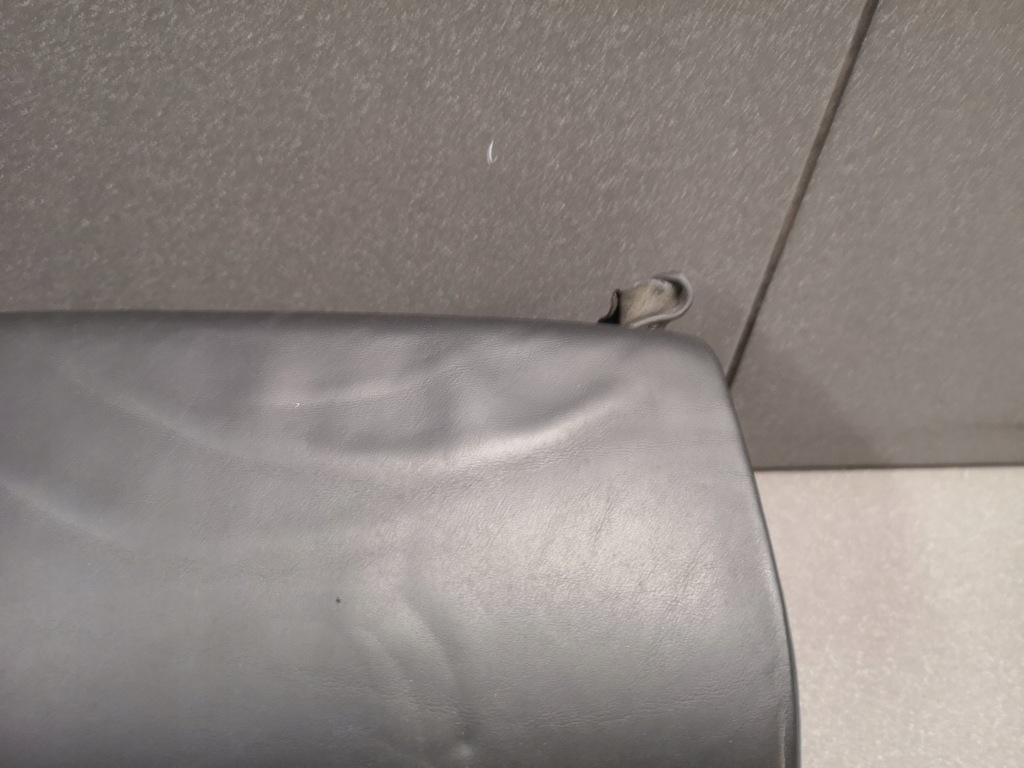 фото №7, Подголовник сиденье задняя audi a8 d3 4e0885973