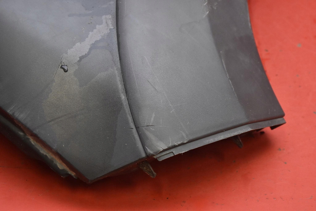 Уголок бампера правая  перед чёрный c1306560070 peugeot boxer 2 2 06-14 Оригинал