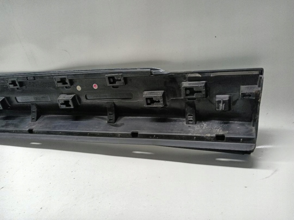 фото №6, Молдинг двері лівий перед vw tiguan ii 5na854939