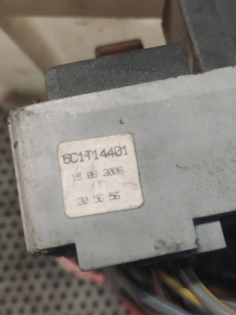 Коробка предохранителей transit mk7 6c1t14401 Доставка