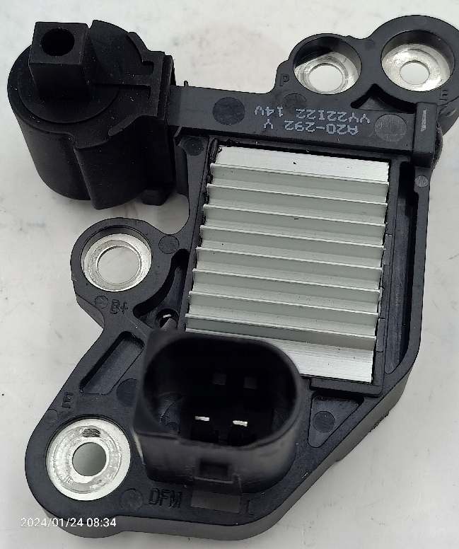 фото №2, Регулятор напруги генератора are0165