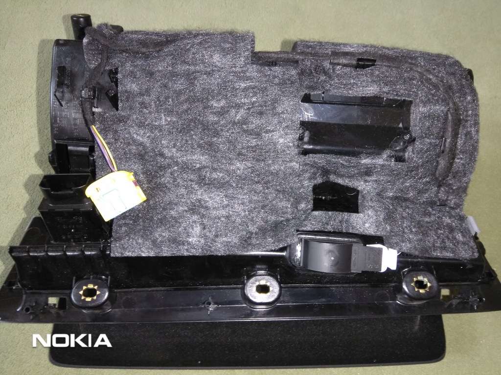 фото №10, Audi q3 8u lift sline бардачок пассажира 8u1857035n