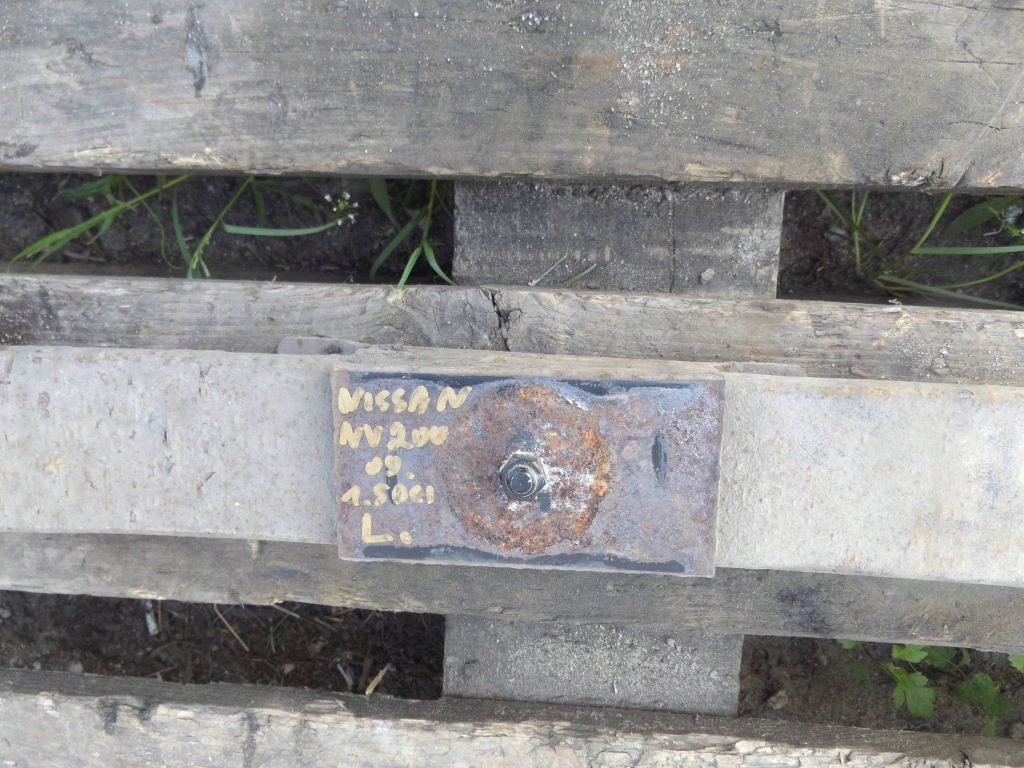 фото №3, Nv200 ресора лівий задня