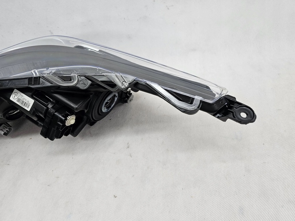 фото №7, Toyota corolla e21 sedan лампа перед передня права 81110-02t31-00 europa