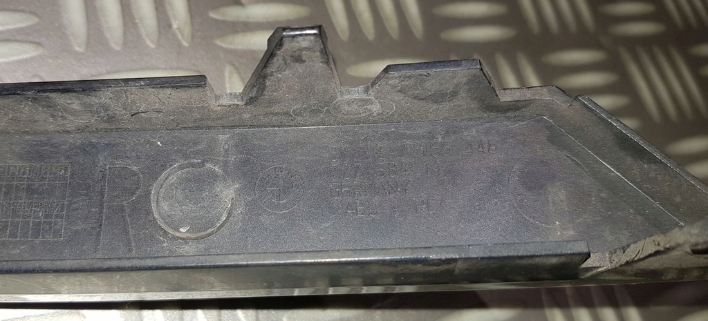 фото №6, Bmw 7 e65 e66 lci lift молдинг бампера задняя pod фара правая задняя czarna