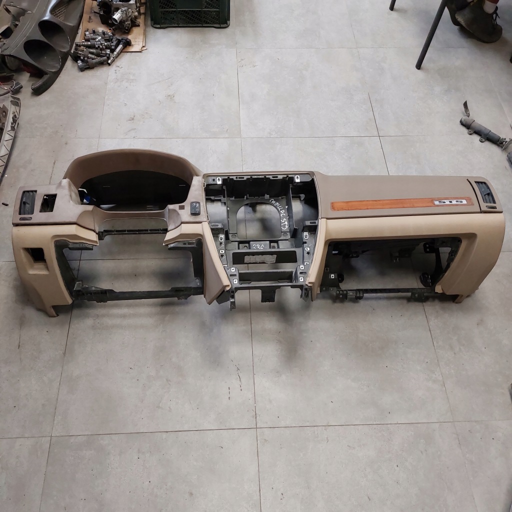 фото №1, Cadillac sts панель приладів приладова панель приладів beż kawa