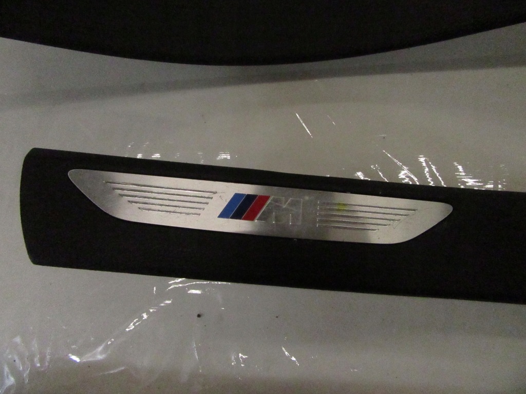 Накладки порогові накладки декоративні накладка bmw f15 x5 m набір m50d комплект Ціна