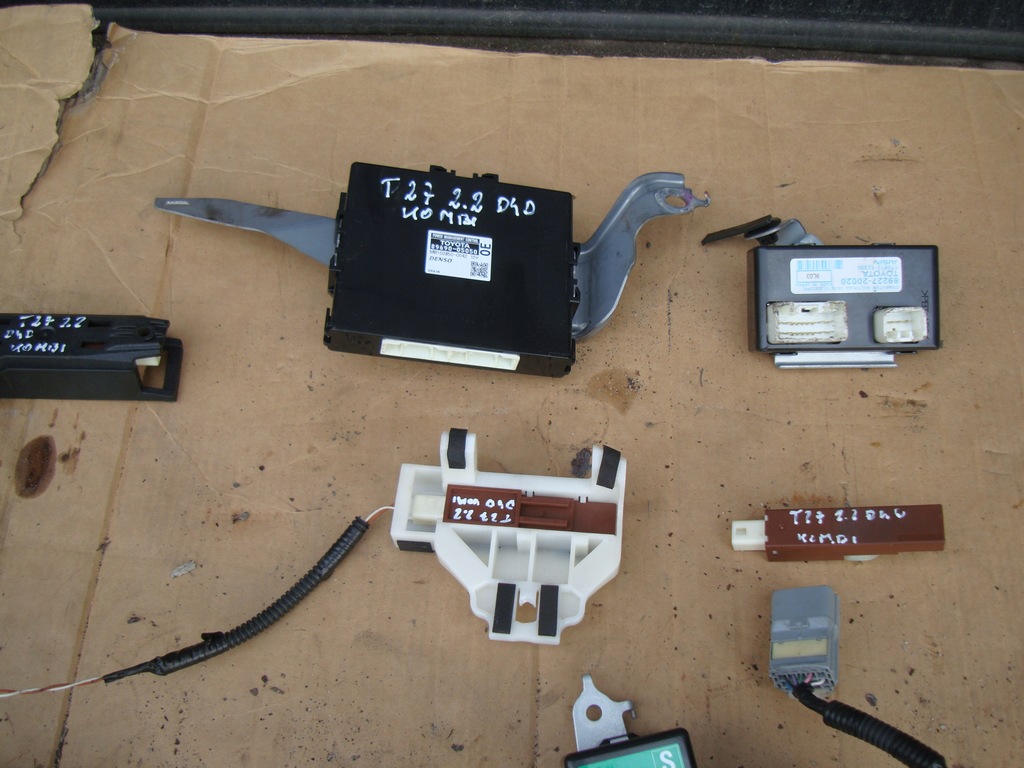 фото №5, Toyota avensis t27 2.2 d4d комп'ютер ключ замок запалювання