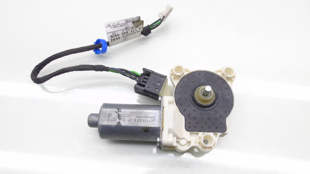 фото №1, Моторчик стекло правый перед mercedes slk r171 a1718201442