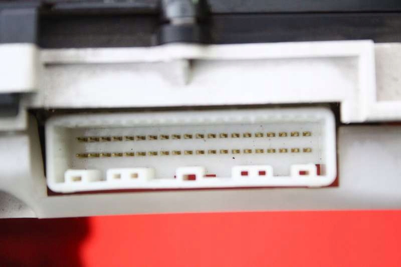 фото №12, Лічильник прилади eu 83800-13130 toyota corolla verso i 1.8 vvti 129 km 01-06