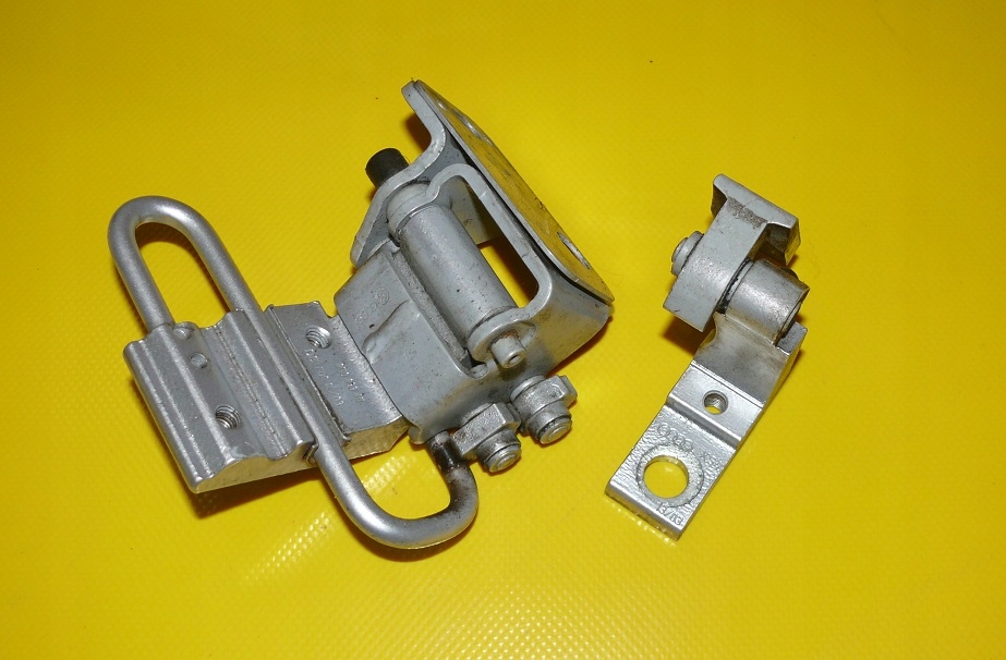 фото №1, Петля петлі двері лівий задня audi a4 b6 ly7w