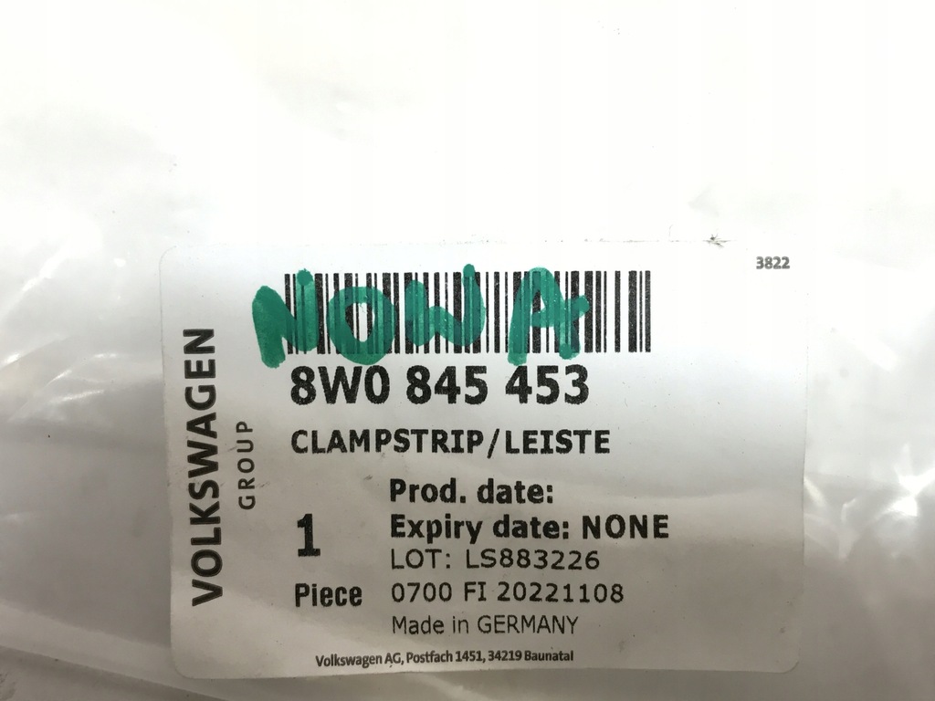 фото №8, Молдинг стекло левая audi a4 b9 8w0845453