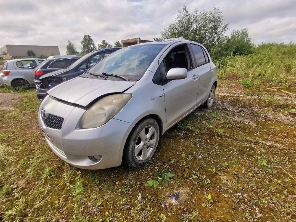 фото №7, Toyota yaris клапан egr 2007 1.4l 1350008120