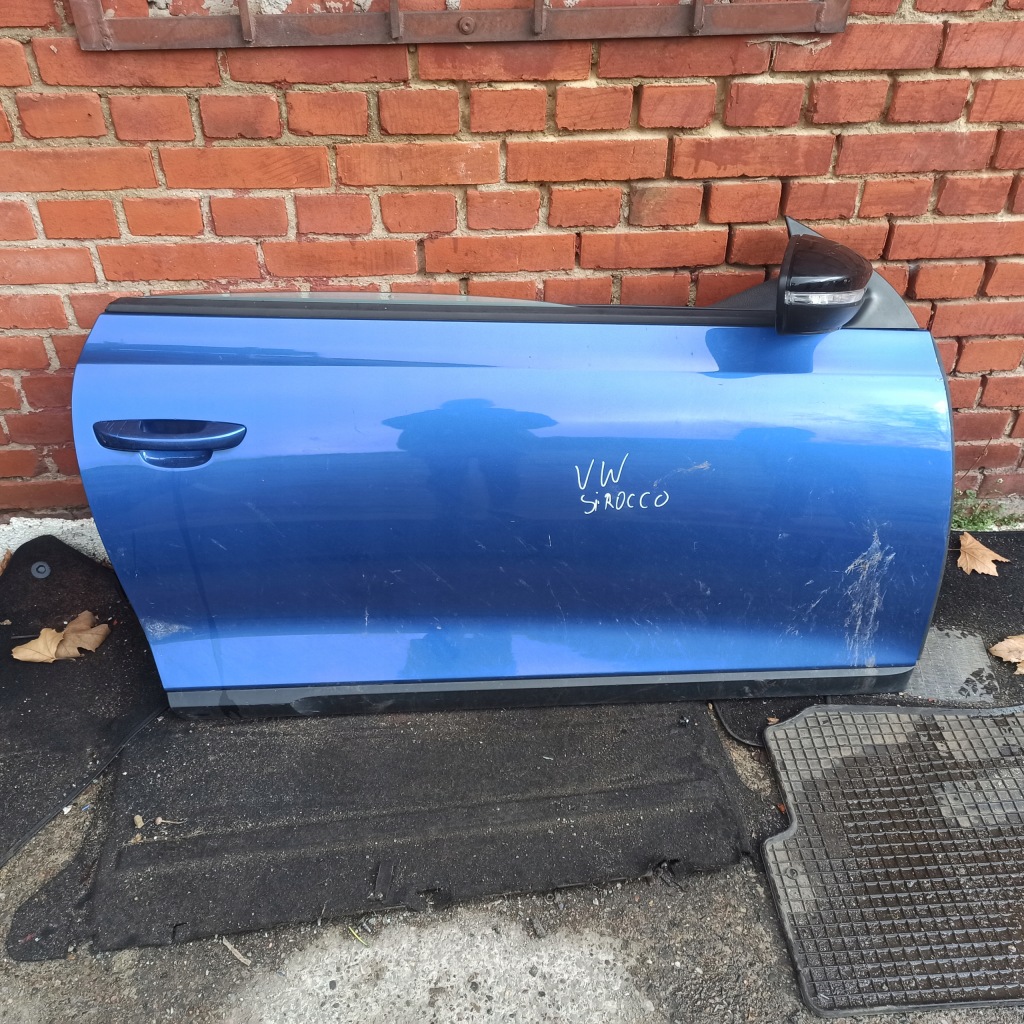 фото №1, Volkswagen vw scirocco дверь правое передние код лакокрасочного покрытия lr5z