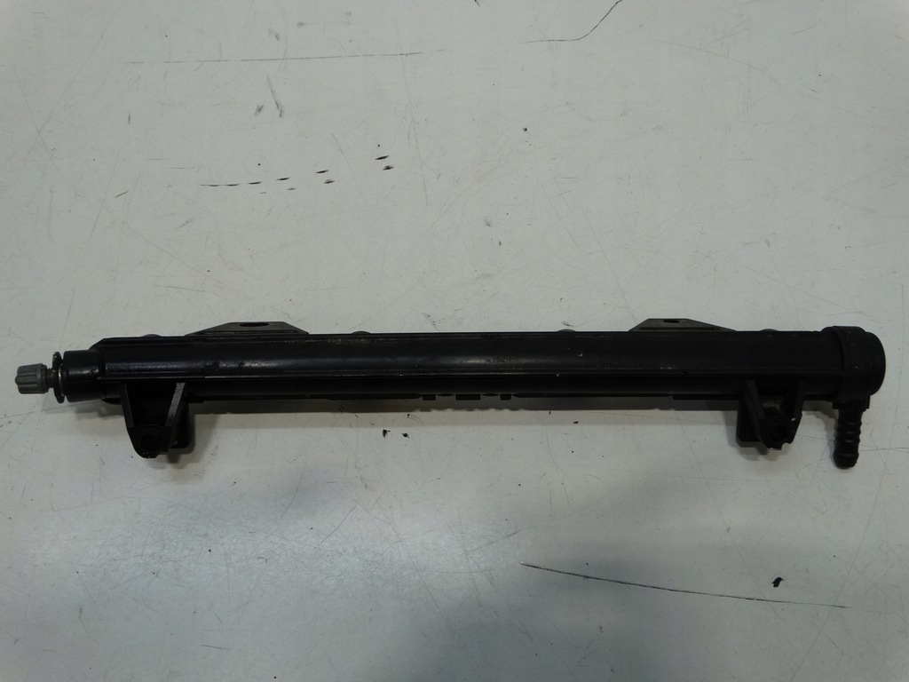 фото №6, Молдинг упорскування seat ibiza mk4 lift 036133320