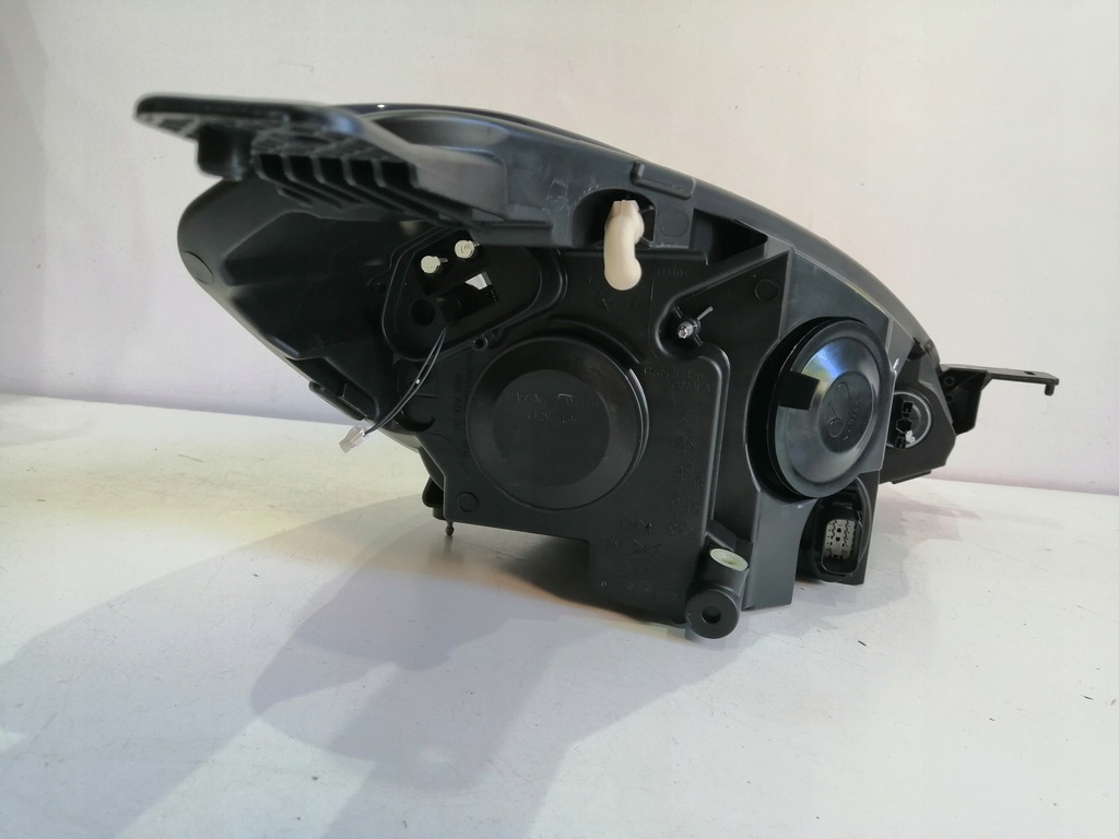 фото №10, Лампа левая передняя перед ford fiesta mk8 nowa