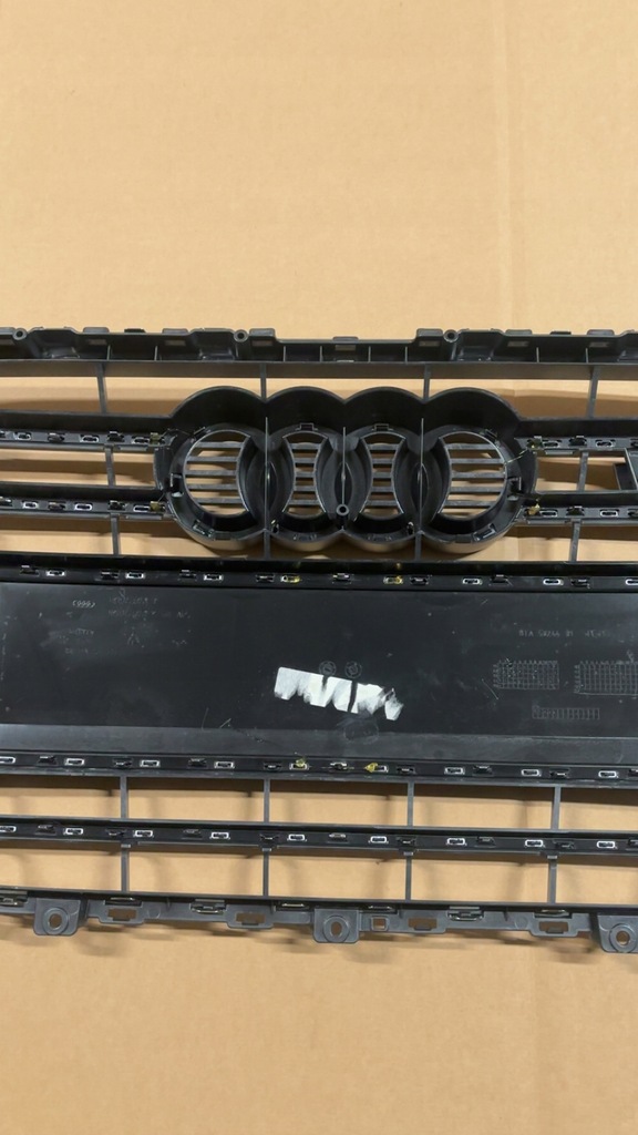 фото №9, Решітка радіатора audi a4 s4 b8 lift 8k0853651j/k