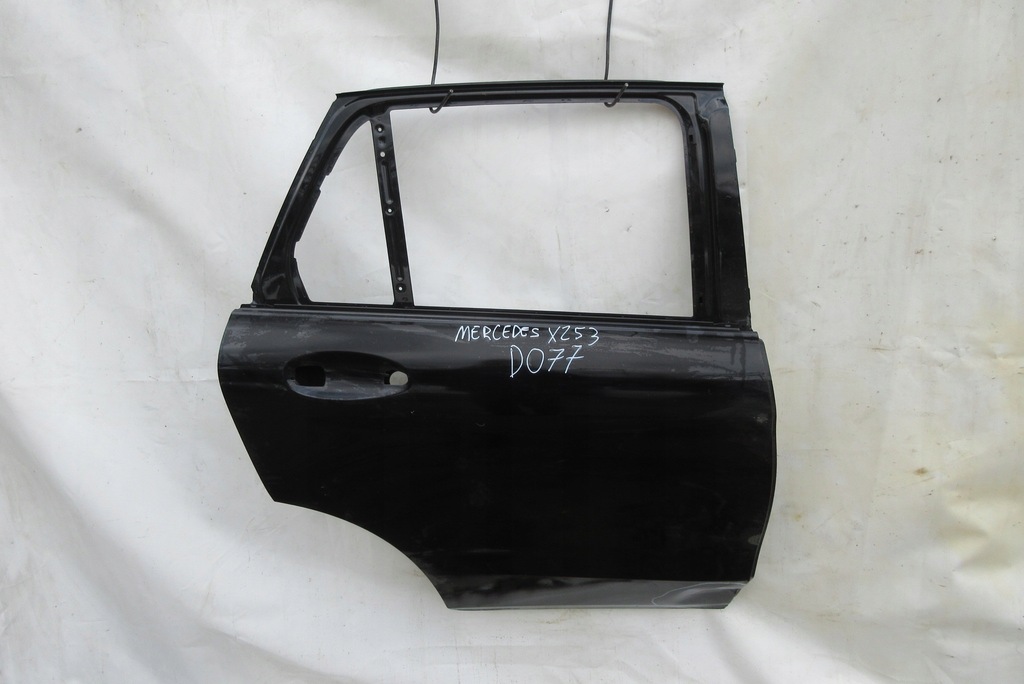фото №1, Mercedes glc x253 дверь правый задняя