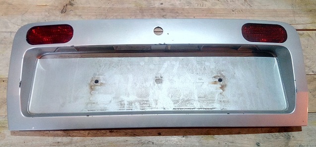 фото №1, Audi a6 s6 c5 молдинг накладка кришки задня ліхтарі kombi