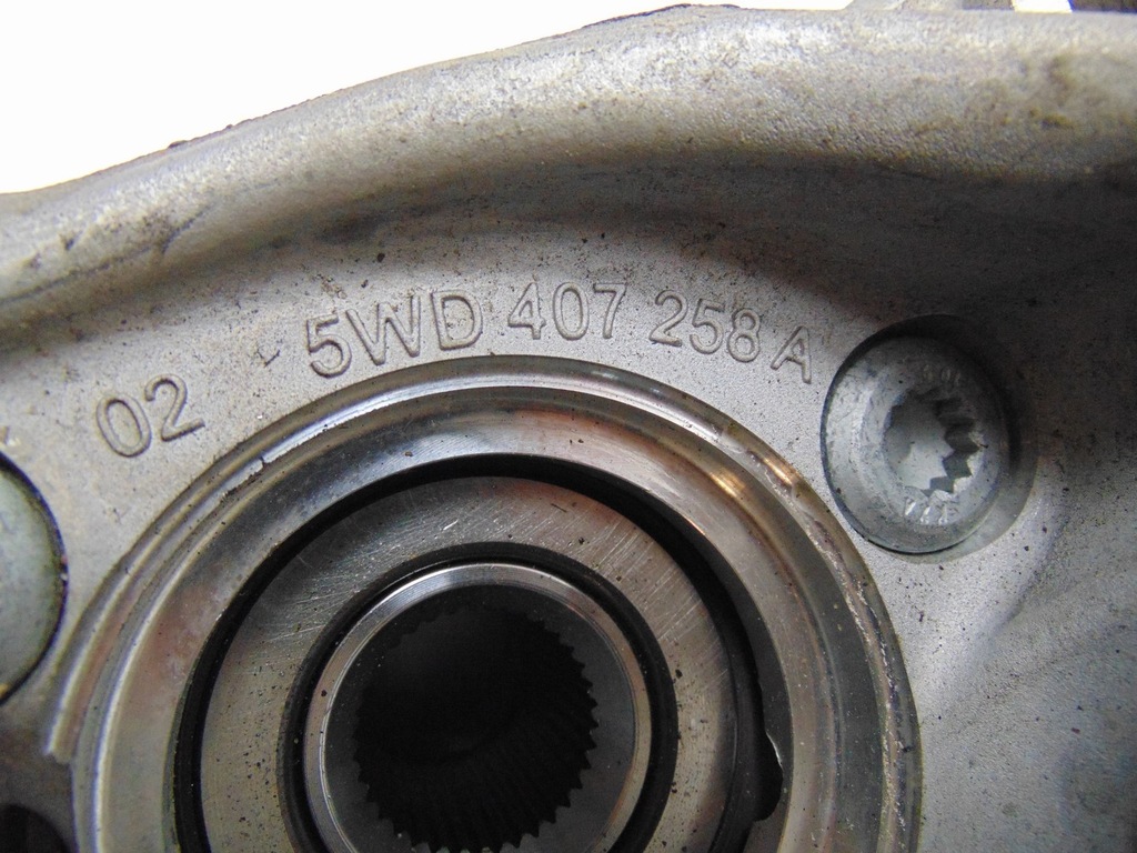 фото №11, Поворотный кулак ступица правая перед vw tiguan ii allspace skoda kodiaq 5wd407258a