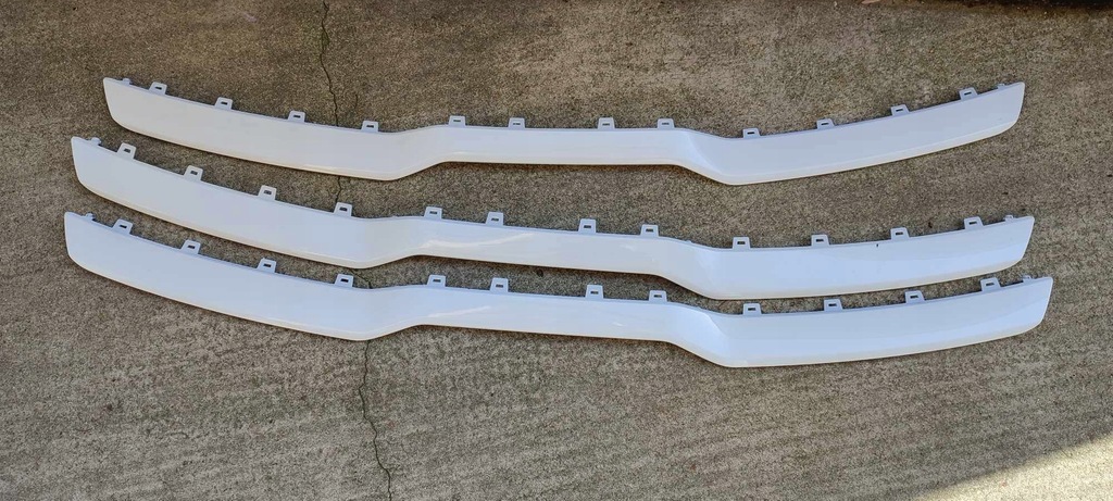 фото №7, Молдинг верхний решётка org kia sportage v 86352-r2ca0 nq5 white перламутр