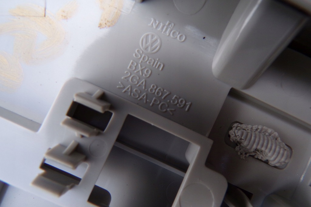 фото №4, Лампа потолочный 2ga867591 vw t-roc