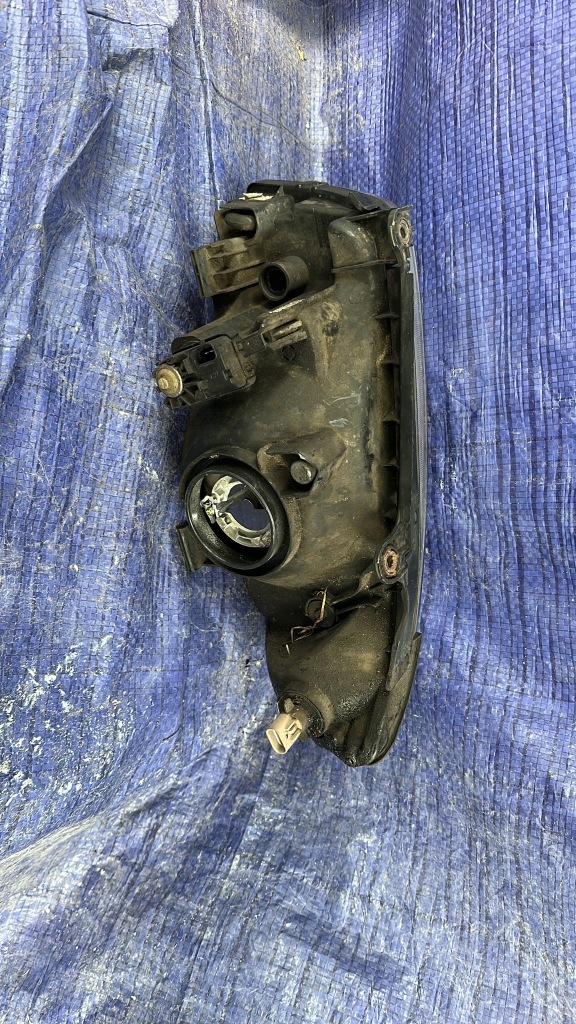 фото №4, Hyundai matrix 2002- лампа права передня