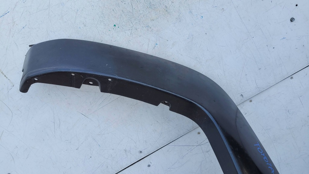 Toyota tacoma молдинг крила передній права перед Зі Шроту