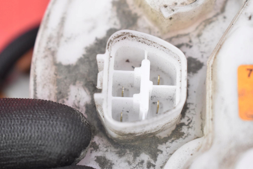 Помпа насос топлива 77020-47092 lexus ct200h 1.8 hybrid 136 km 10-14 Киев