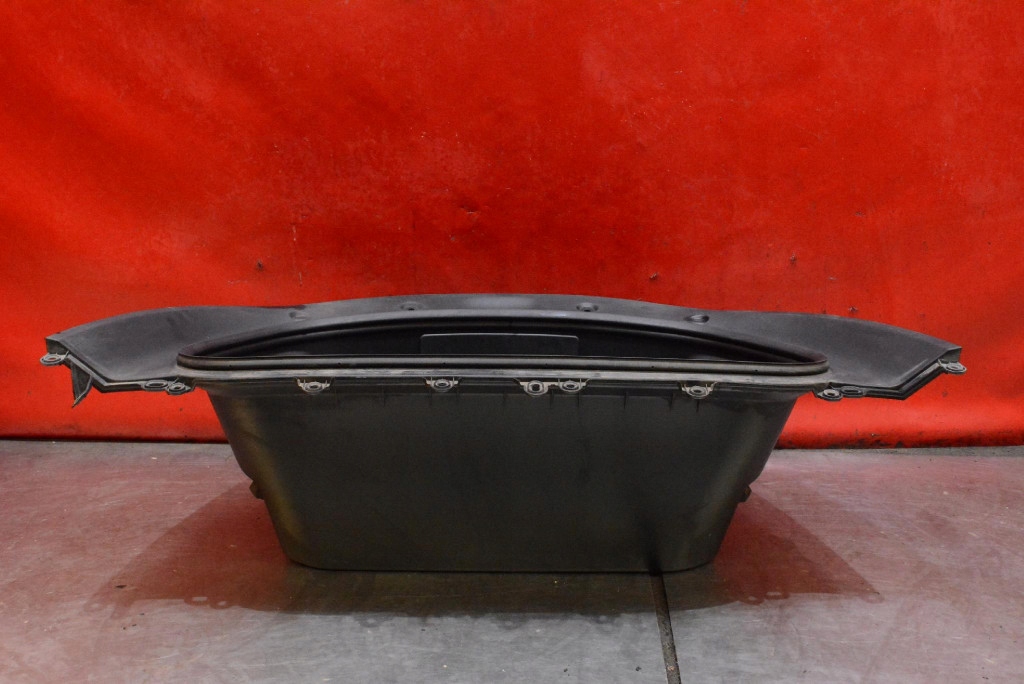 Пол поддон багажника перед tesla model y 20- в Украине