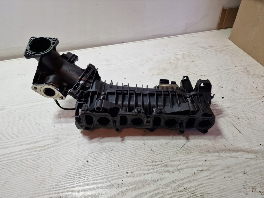 фото №1, Колектор всмоктуючий bmw f10 f11 2.0d 7807991