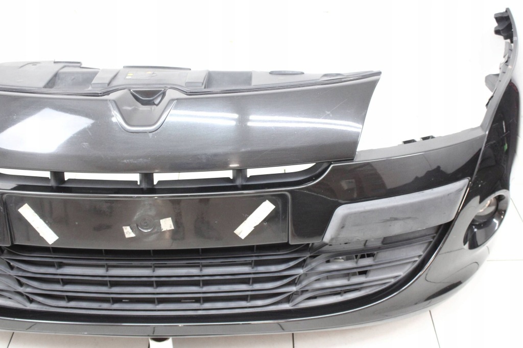 Renault megane 3 3 2009r- бампер перед передний nv676 Недорого