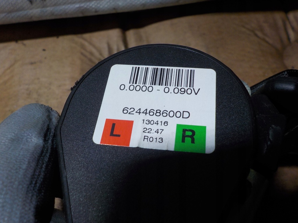 фото №3, Skoda rapid 1.6 tdi 2016r pas безпеки правий задня