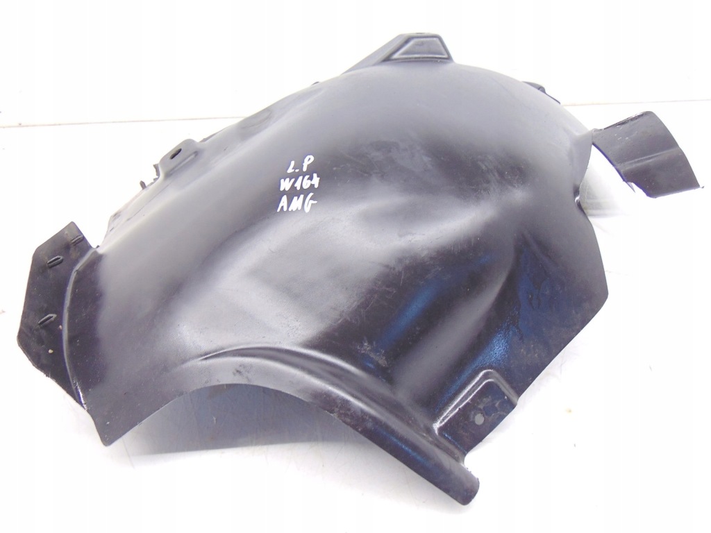 Купить Подкрылок левый перед mercedes w164 amg a1648844922
