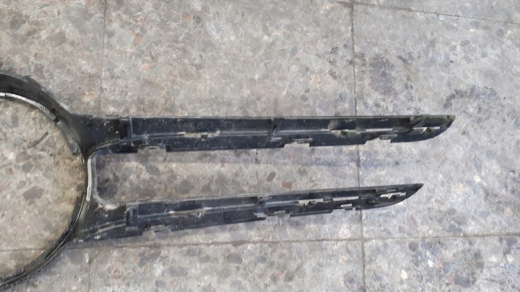 A2058880160 решітка радіатора решітка радіатора mercedes w205 c klasa Київ