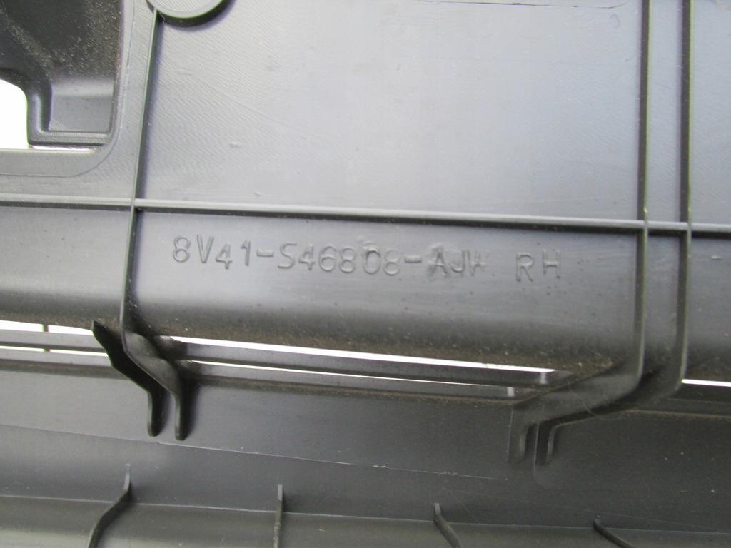 фото №6, Кронштейн напрямна шторка права kuga mk1 2008-2012