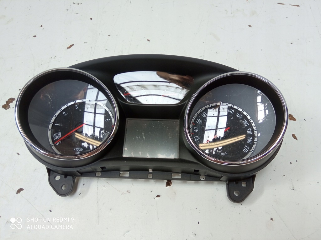 фото №1, Opel astra k счетчик приборы 39060524 бензин eu