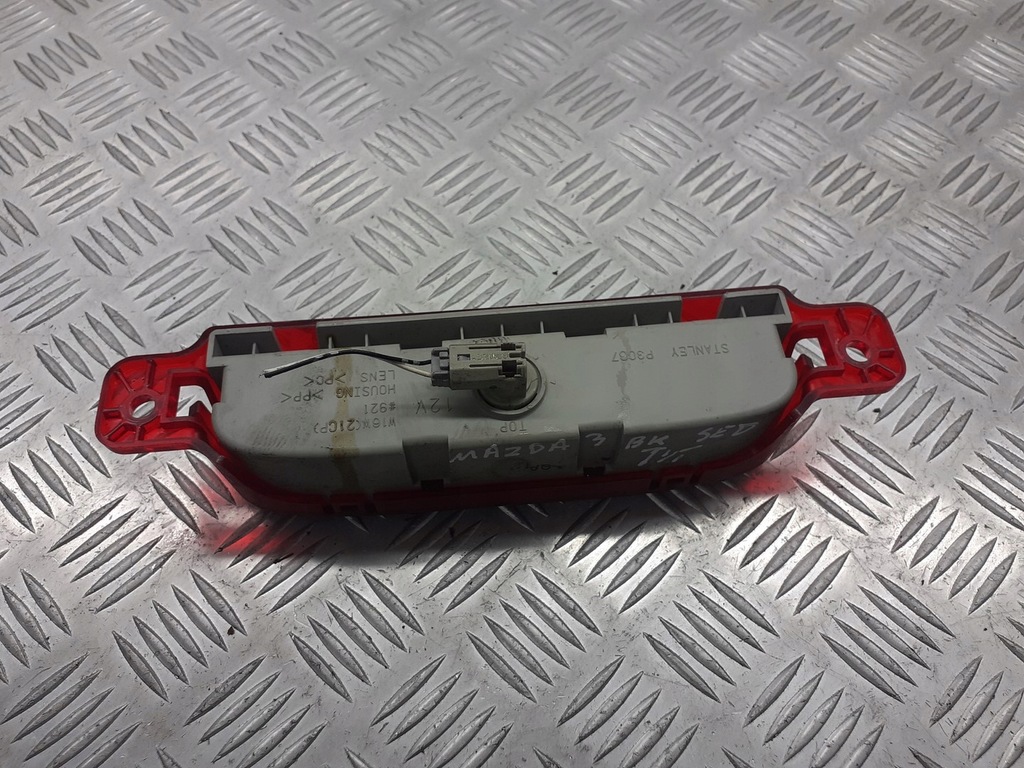 фото №2, Свет стоп-сигнал mazda 3 bk hb