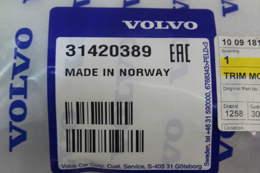 фото №6, Молдинг na двері ліва задня volvo v90 ii 2 cross country nowa oem 31420389